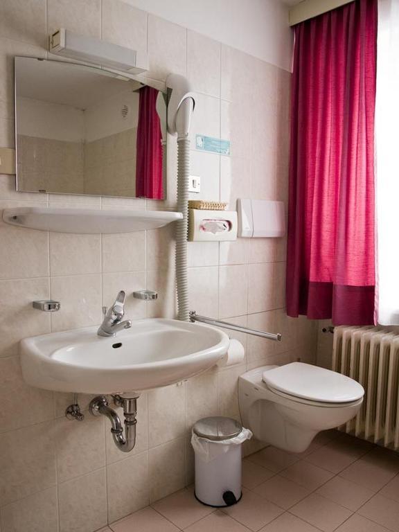 Hotel Olympia Селва ди Вал Гардена Стая снимка